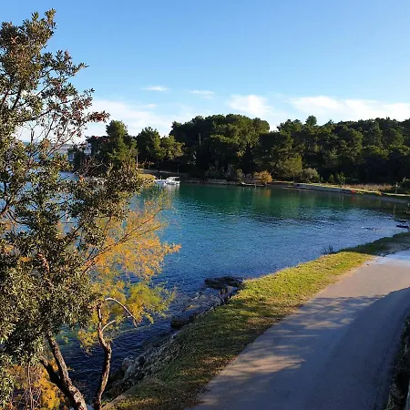 Hébergement de vacances Apartman Bura - *